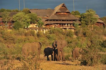 Safari Hotel 5*