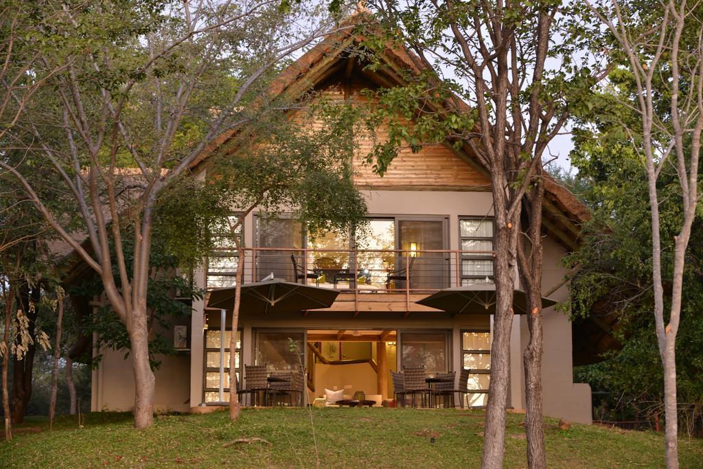 Safari 5* Victoria Falls