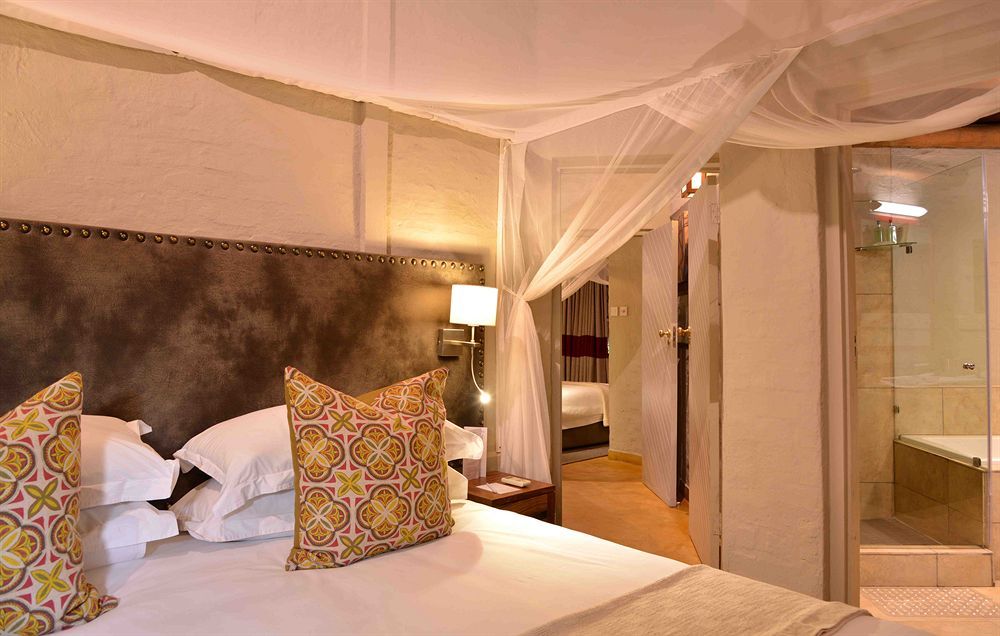 Safari Hotel 5*