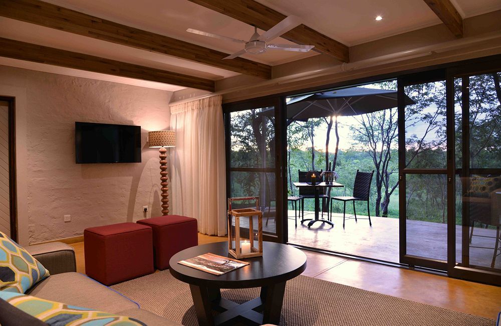 Hotel Safari Victoria Falls